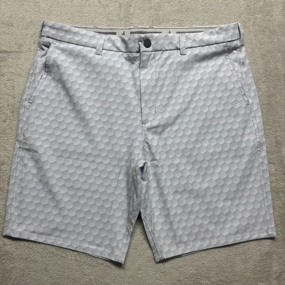 Johnnie-O Shorts Mens 34 Prep-Formance Seal Gray‎ Golf Geometric 9" Inseam